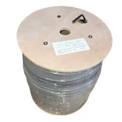 Eco Cable UTP Cat5e 24 AWG Negro 305 m con Mensajero Exterior