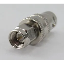 Adaptador Yaesu CN-3 SMA-M a BNC-F para Radios Portátiles