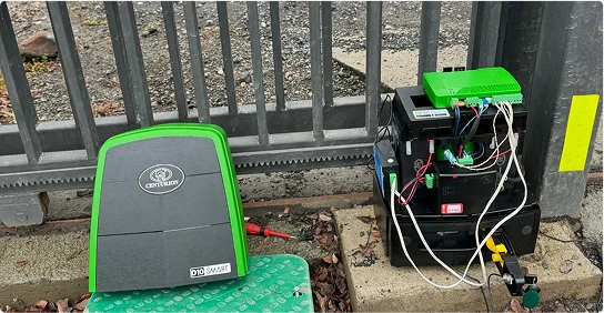 INSTALACIÓN DE MOTORES, BRAZOS BATIENTES Y SISTEMAS DE CONTROL REMOTO​